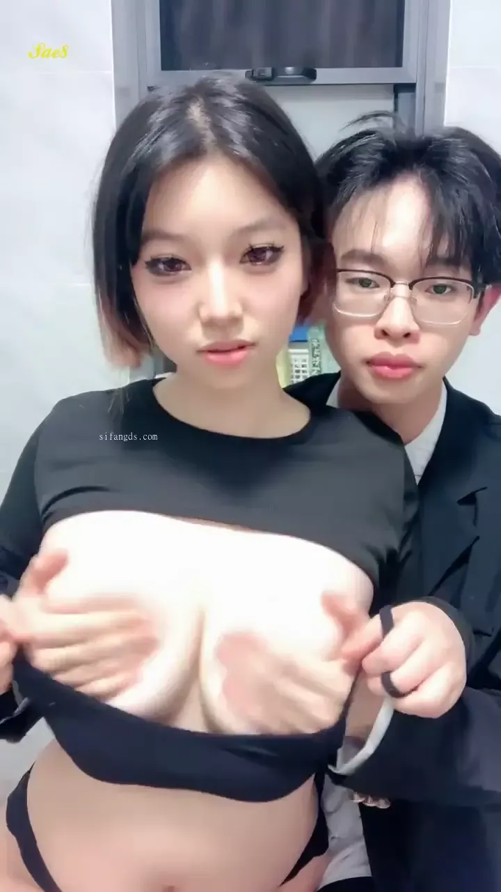 人间极品顶级玩偶全集广州巨乳大学生火辣性爱秀独家高清11